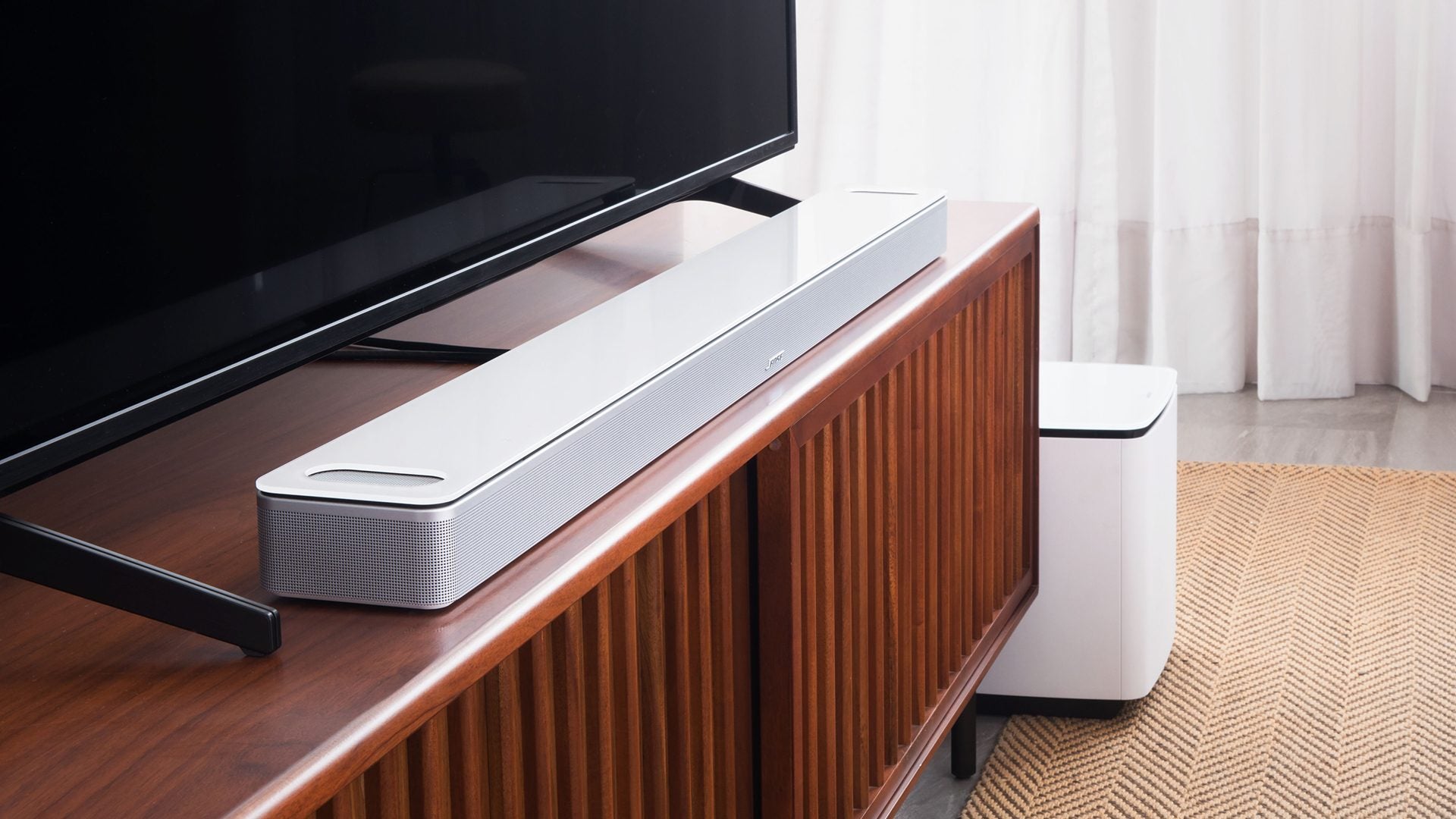 Bose Smart Soundbar 900 Dolby Atmos with Alexa Built-in, Bluetooth